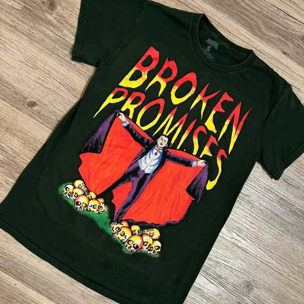 Broken Promises x Dracula Love Sucks Forest Green T-Shirt Size Small - Picture 3 of 8
